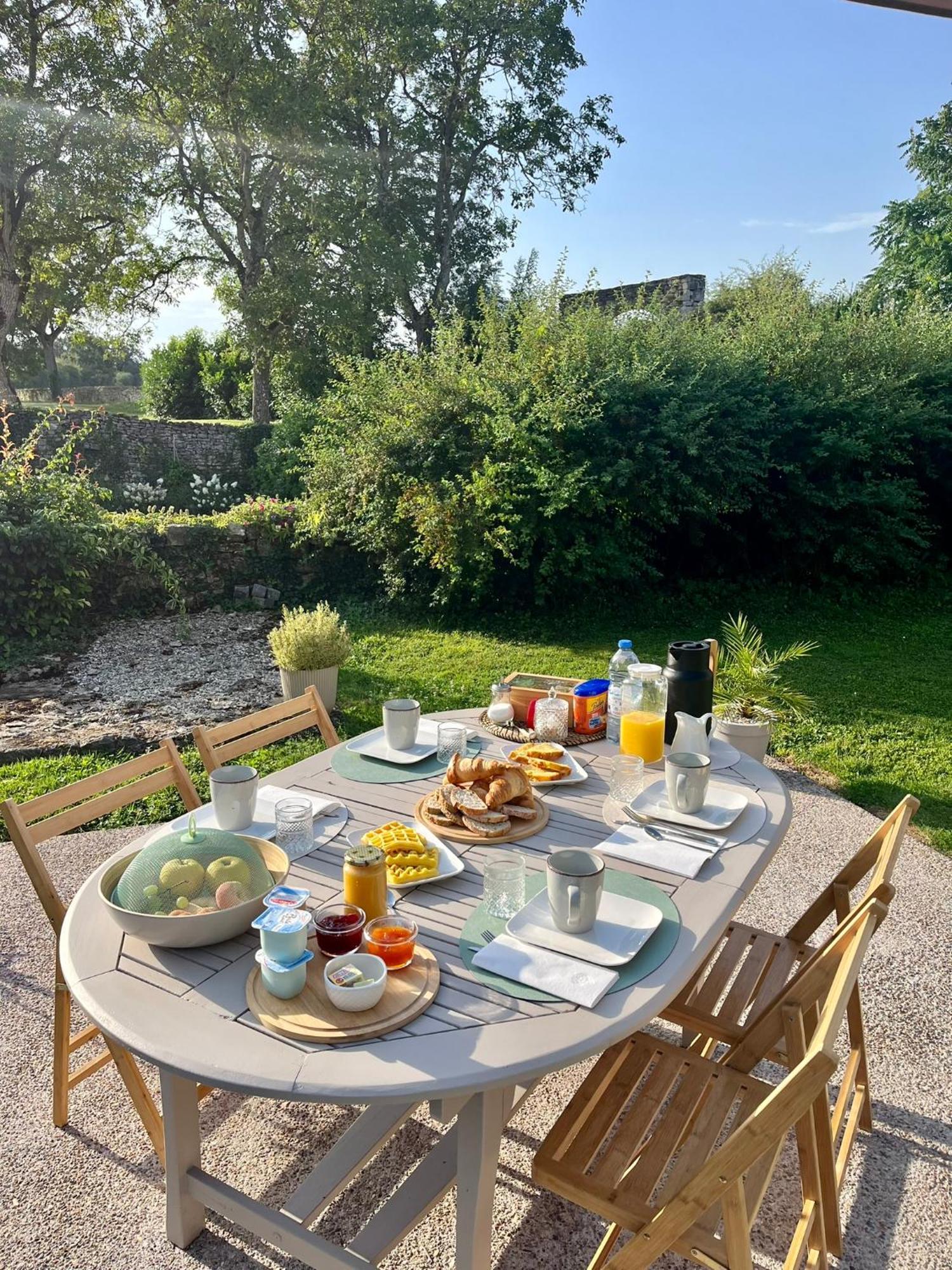 O2 Tours Bed & Breakfast Ourouer-les-Bourdelins Eksteriør bilde